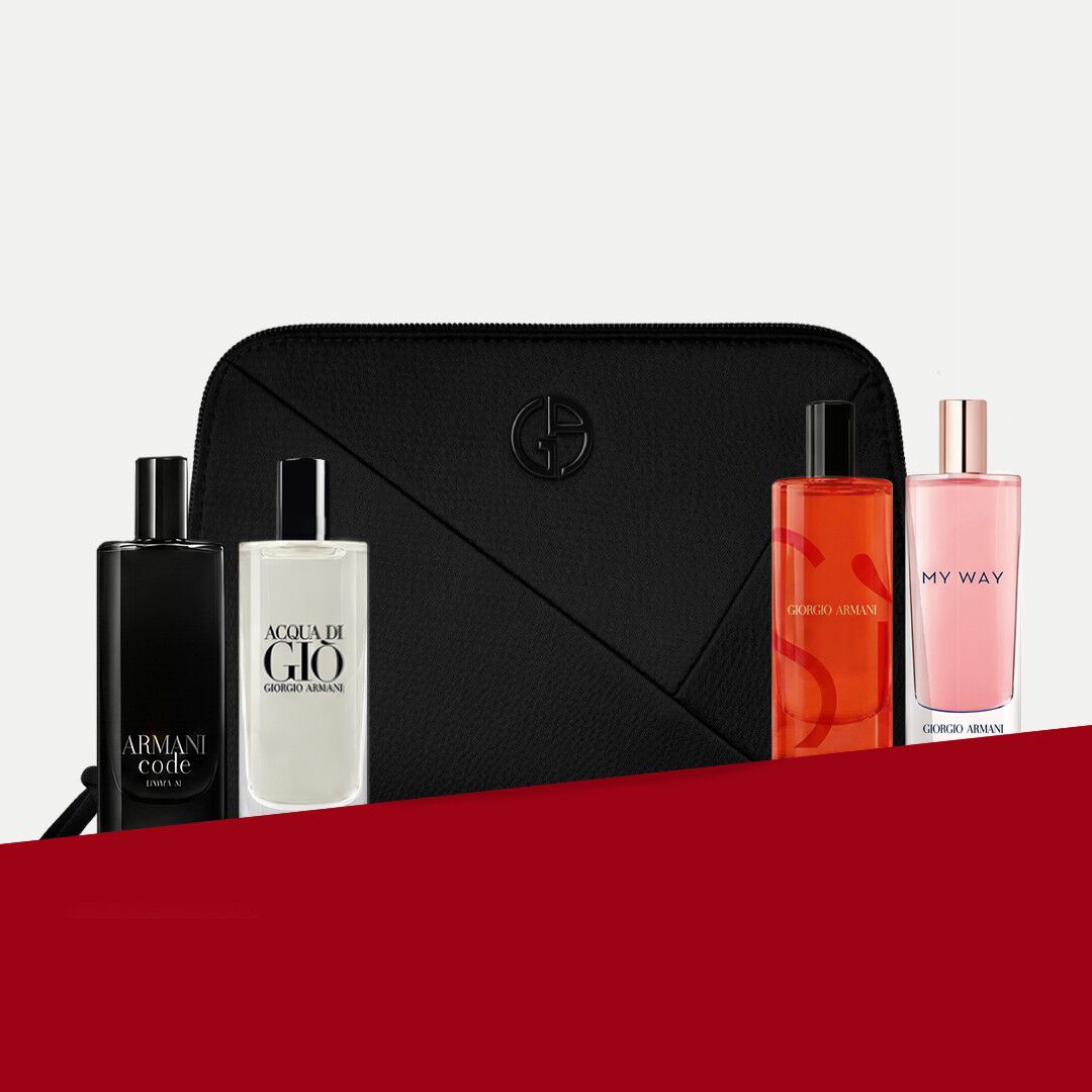 Un duo exquis d'icones Armani, les parfums Si et My Way, accompagnes d'une elegante trousse noire a la texture couture. Une celebration de l'art d'offrir de la Maison, melant elegance intemporelle et sophistication moderne.