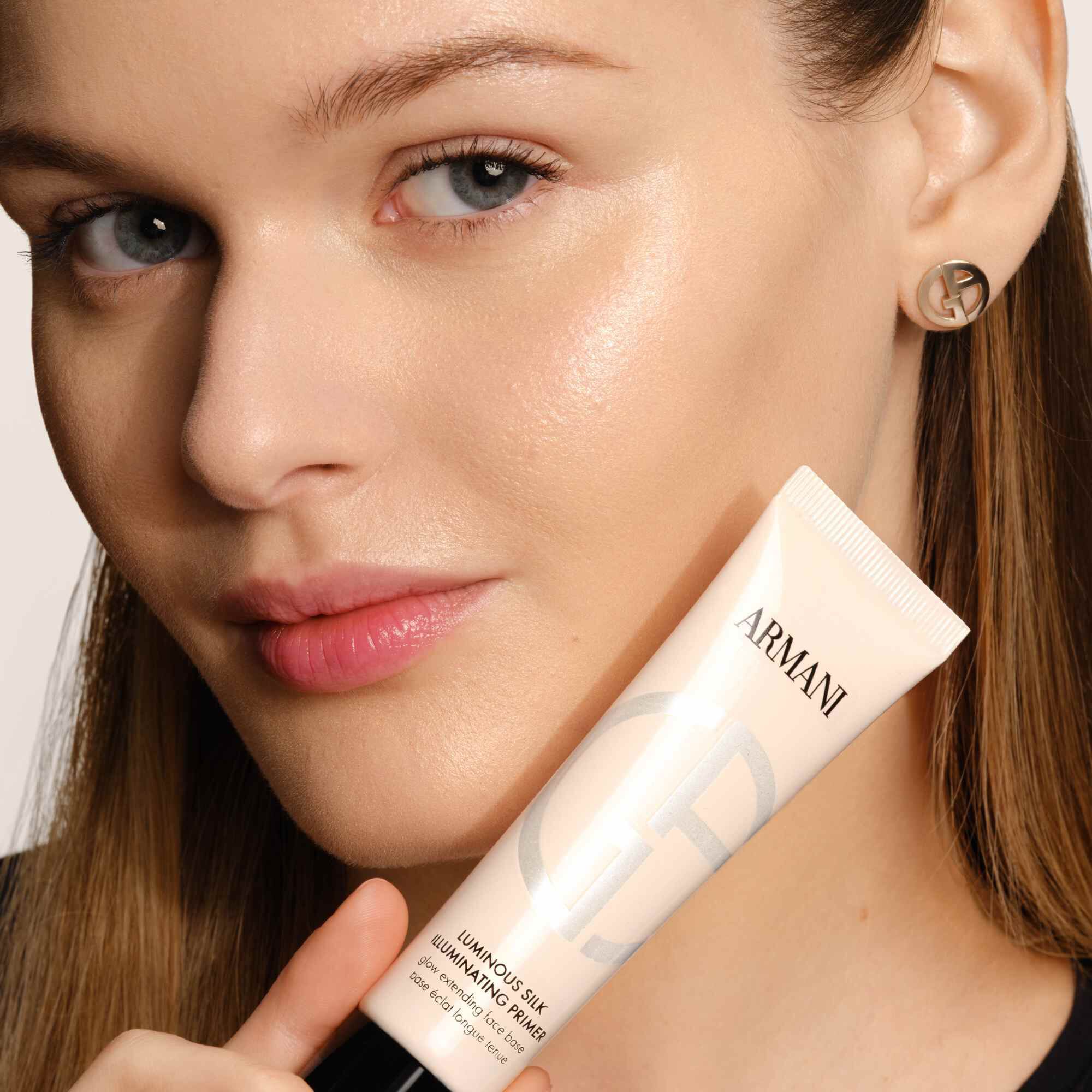 LUMINOUS SILK ILLUMINATING PRIMER- 32ML