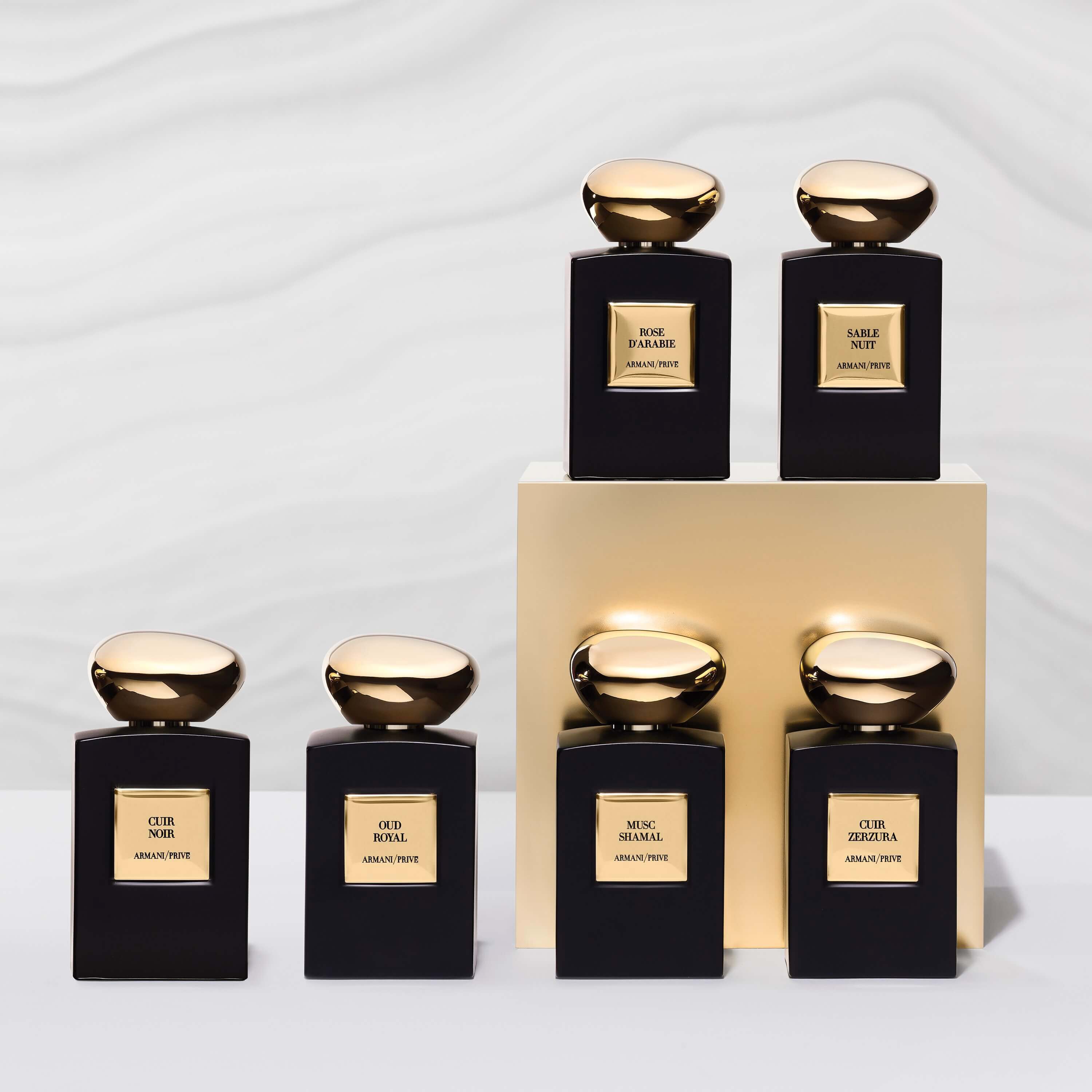 Armani Prive Cuir Noir